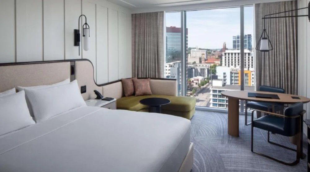 Deluxe King Bed Hearing at Conrad Nashville
