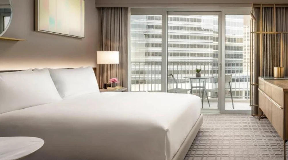 Fairmont Gold One King Hearing Access at Fairmont Century Plaza