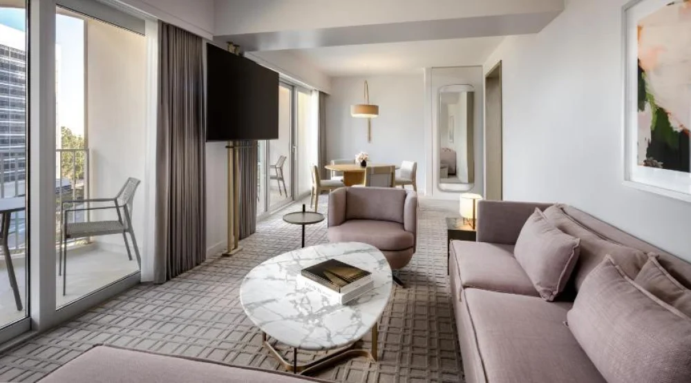 Signature One Bedroom Corner Suite One King at Fairmont Century Plaza