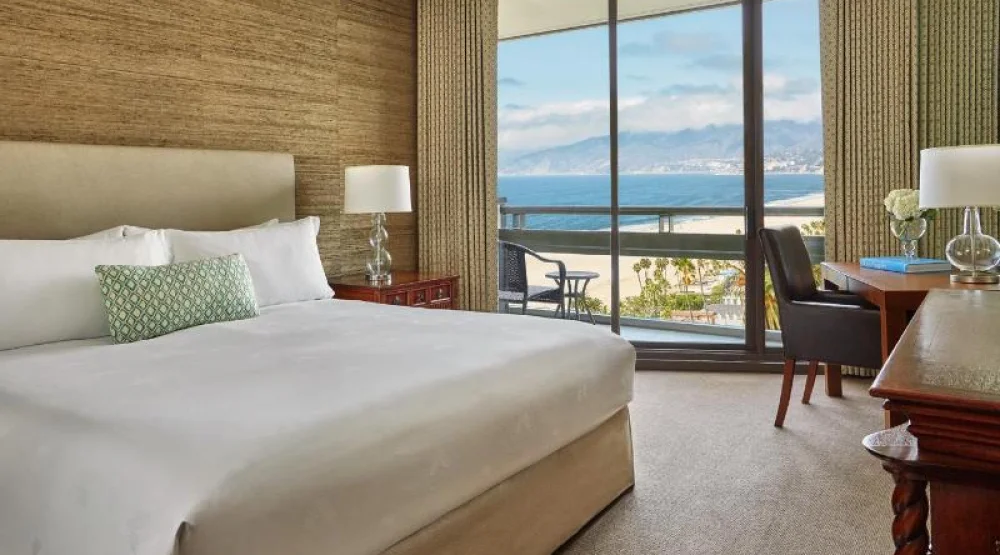 Deluxe Ocean View King at Fairmont Miramar Hotel & Bungalows