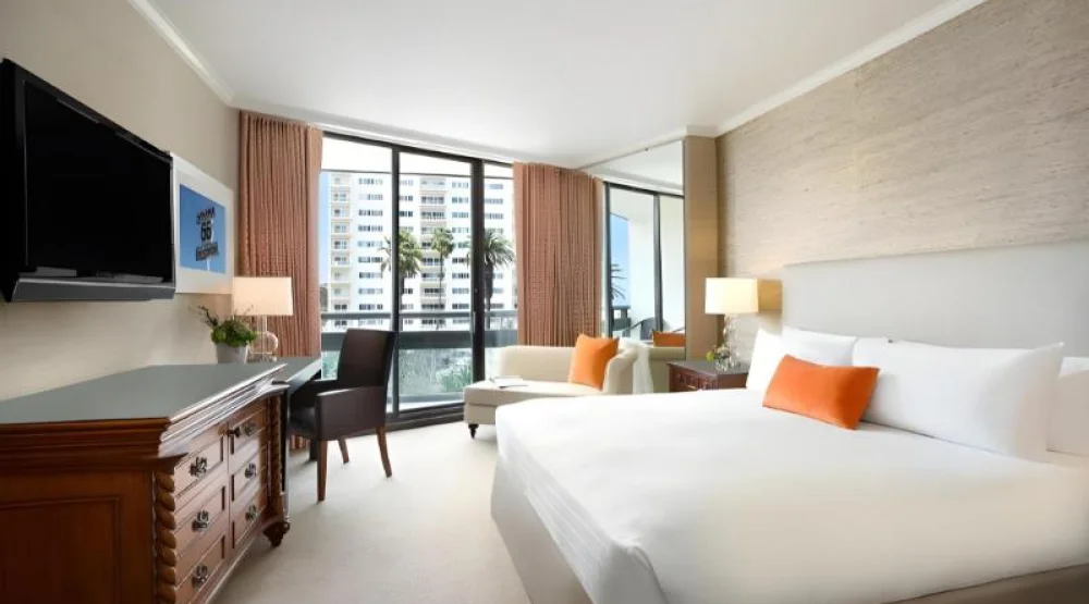 Deluxe Double Non-smoking at Fairmont Miramar Hotel & Bungalows