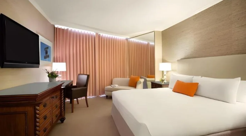 Deluxe King Room at Fairmont Miramar Hotel & Bungalows