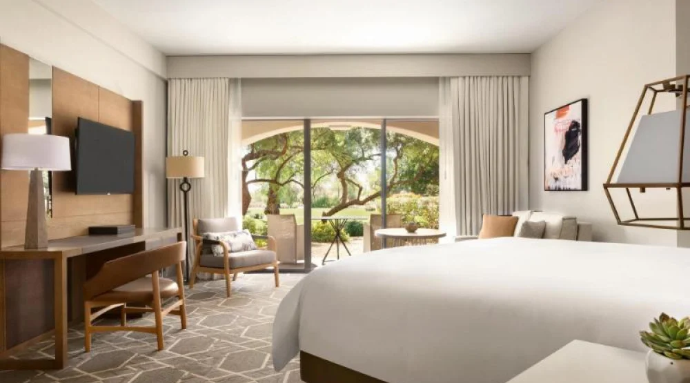 Fairmont View One King-  Balcony with Golf Views, Oversized Shower, On Floors 2-4 at Fairmont Scottsdale Princess