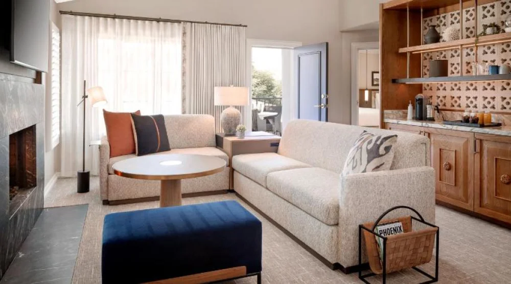 Privado One Bedroom King Suite with Patio Or Balcony and Fireplace at Fairmont Scottsdale Princess