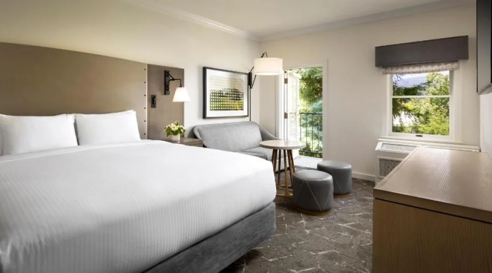 Deluxe King Room with Bath Tub - Garden View at Fairmont Sonoma Mission Inn & Spa