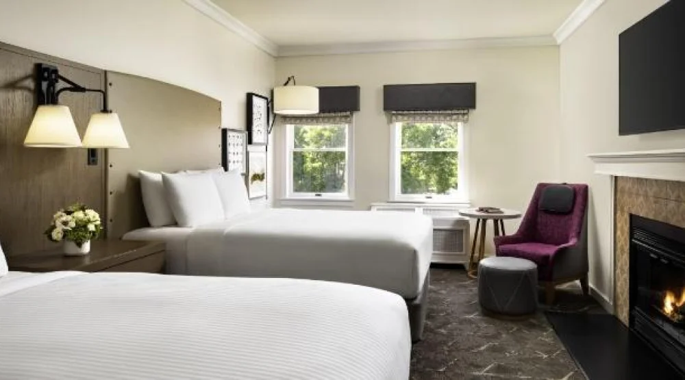 Deluxe Fireplace Queen/queen Non-smoking at Fairmont Sonoma Mission Inn & Spa