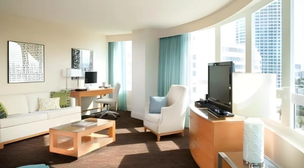 Tresor Bayview Junior Suite at Fontainebleau Miami Beach
