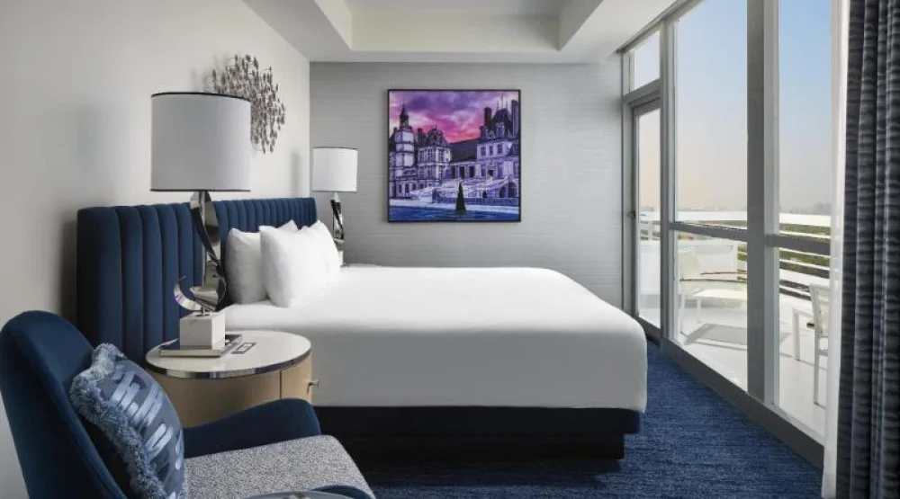 Executive Suite W/balcony at Fontainebleau Miami Beach