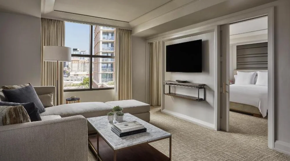 City View Four Seasons Executive Suite at Four Seasons Austin