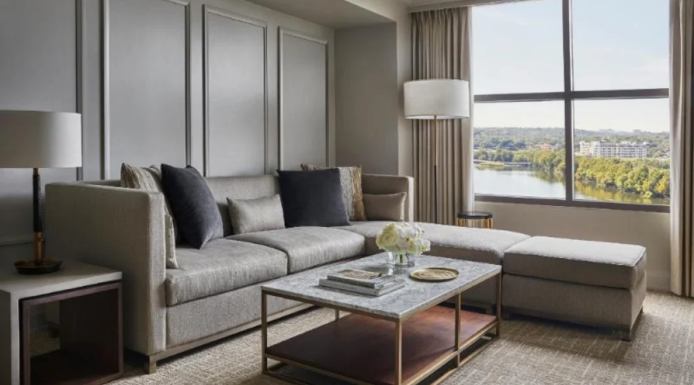 One Bedroom King Suite with Lake View at Four Seasons Austin