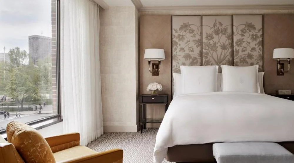 Accessible Four Seasons Executive Suite King Bed at Four Seasons Boston