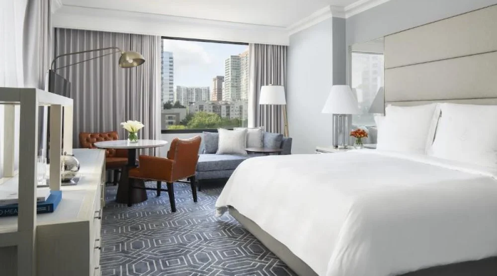 Deluxe City View Room with King Bed at Four Seasons Hotel Atlanta