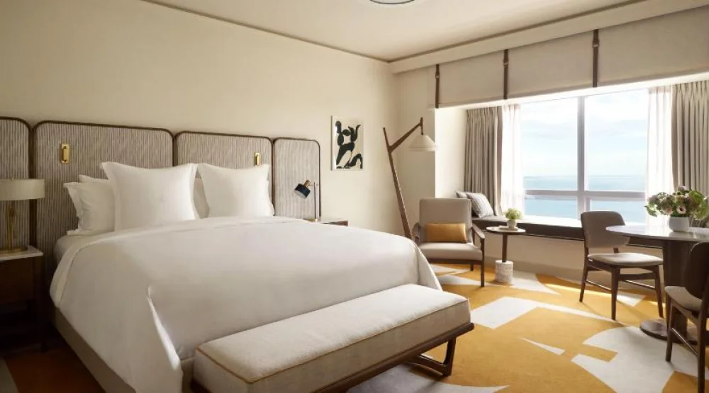 Bayfront Corner Suite at Four Seasons Hotel Miami