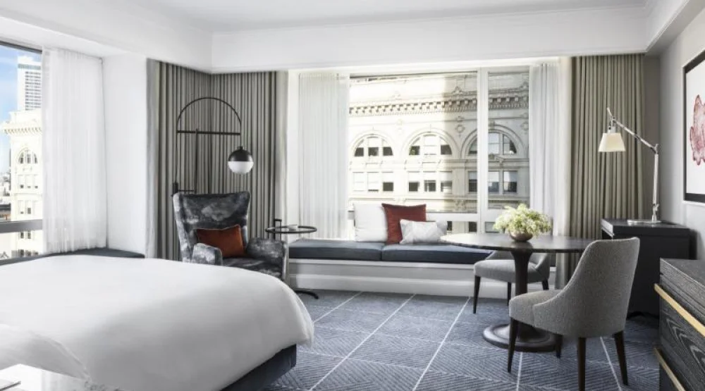 Deluxe Room with King Bed - Hearing Accessible at Four Seasons Hotel San Francisco