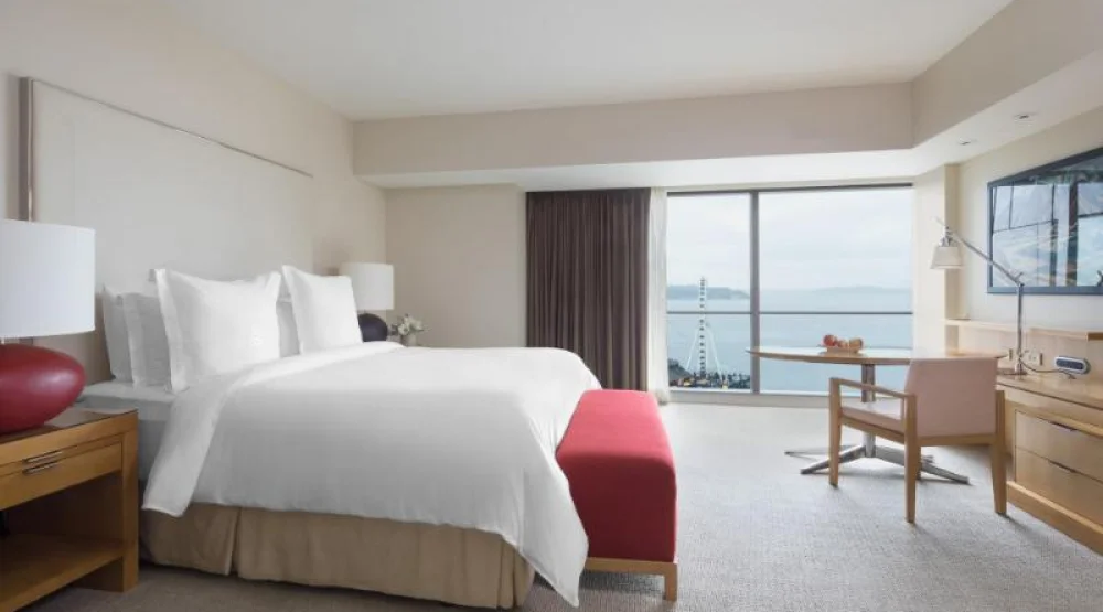 Deluxe Bay View Room with King Bed at Four Seasons Hotel Seattle