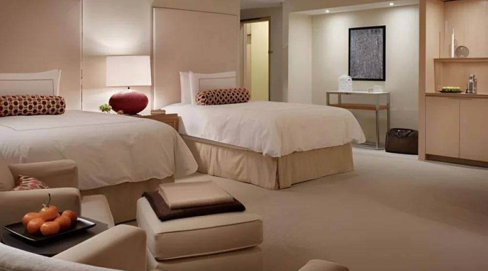 Deluxe Bay-view Room Two Double Beds at Four Seasons Hotel Seattle