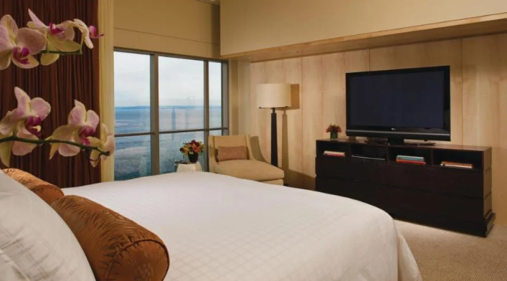 Presidential Suite at Four Seasons Hotel Seattle