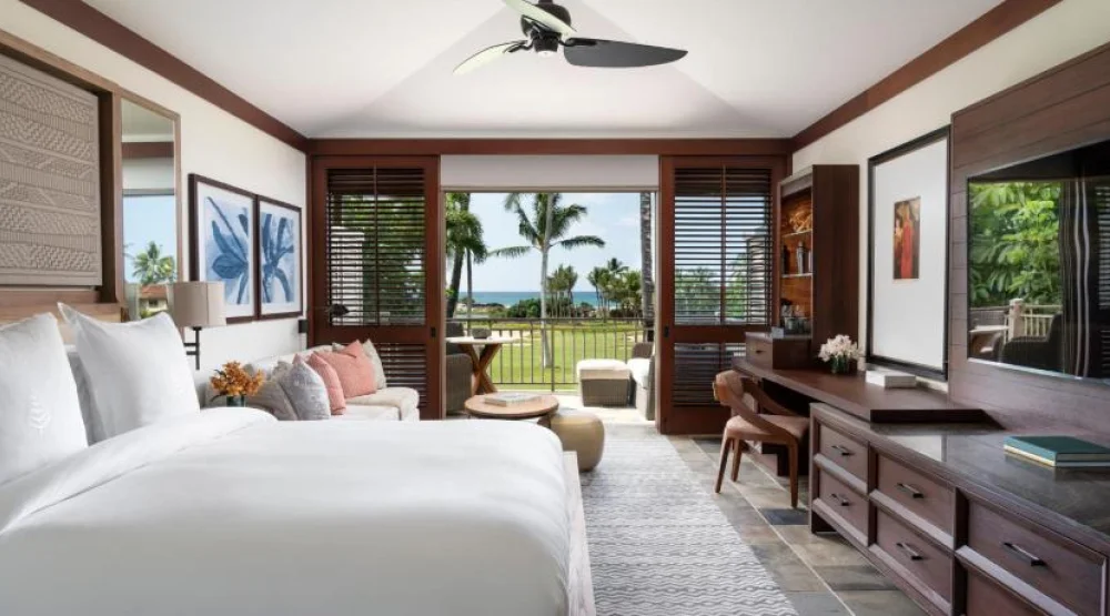 Ocean Golf View Room with One King Bed at Four Seasons Resort Hualalai