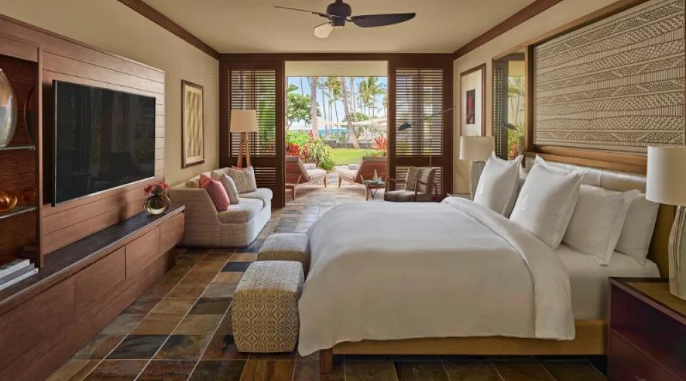 Ocean-view Room with One King Bed at Four Seasons Resort Hualalai