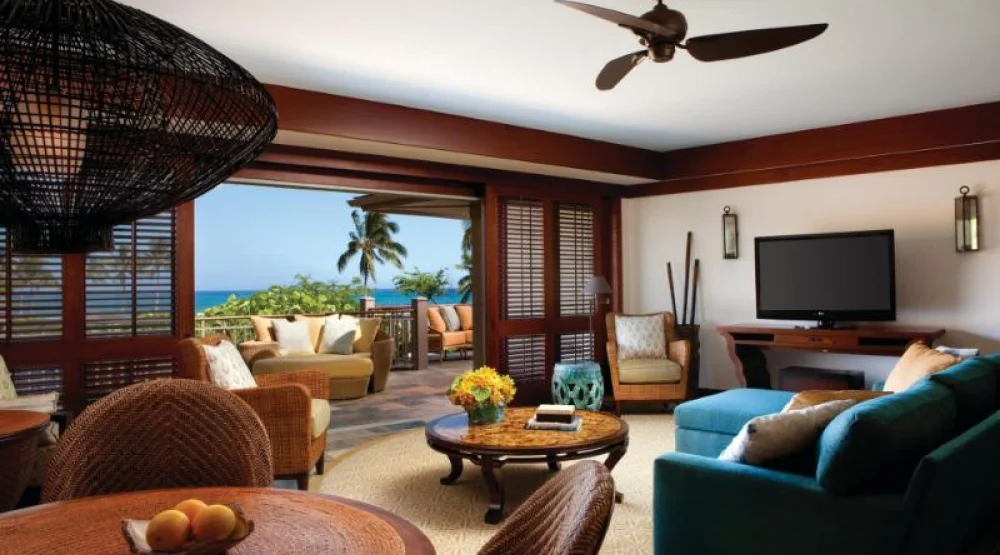Deluxe Prime Ocean View Suite with King Bed at Four Seasons Resort Hualalai