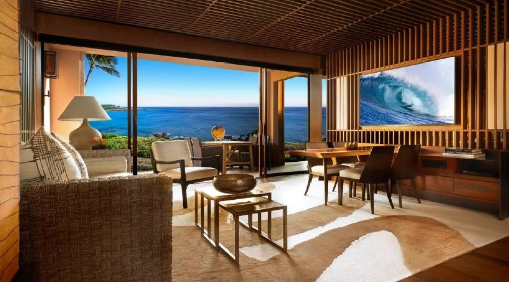 Four Seasons Ocean View Suite with King Bed at Four Seasons Resort Lanai