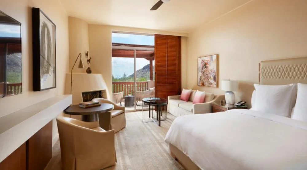 Vista Casita with King Bed at Four Seasons Resort Scottsdale at Troon North