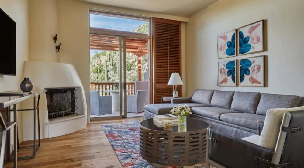 Reata Pass Suite King Bed at Four Seasons Resort Scottsdale at Troon North