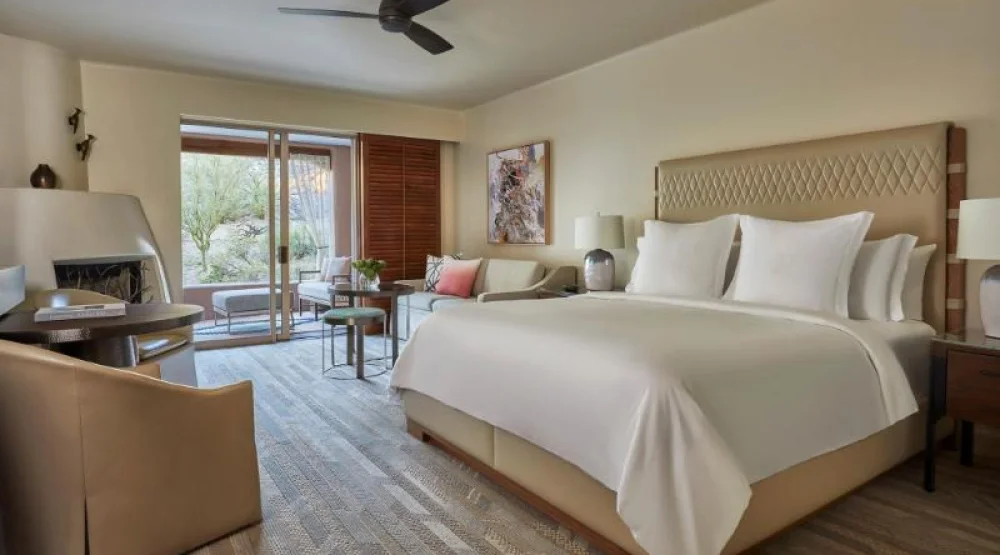 Accessible Deluxe King at Four Seasons Resort Scottsdale at Troon North