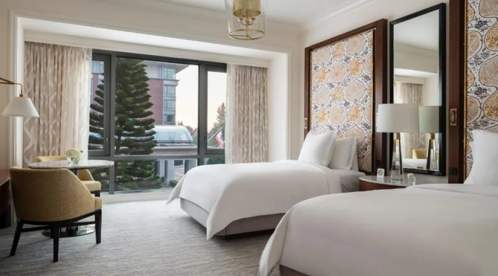 Deluxe Waterfall View Room with Two Double Beds at Four Seasons Westlake Village