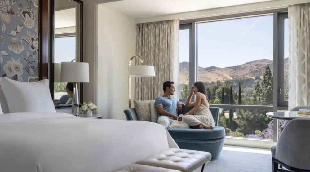 Hearing Acessible Deluxe Room King Bed at Four Seasons Westlake Village