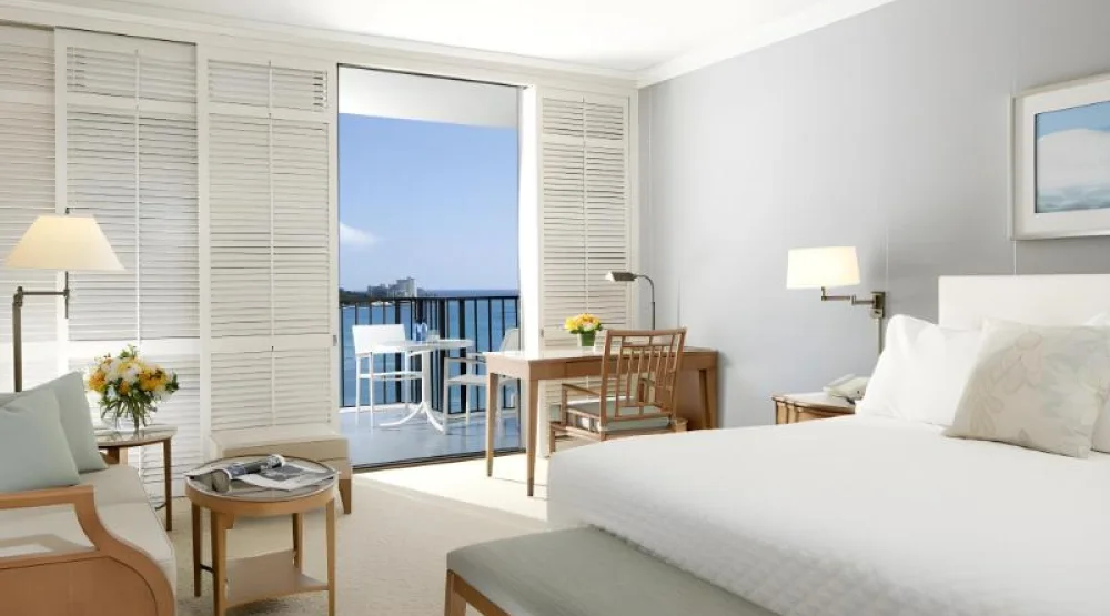Ocean View King at Halekulani Hotel