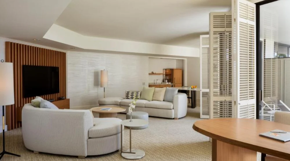 Ocean Terrace Suite at Halekulani Hotel