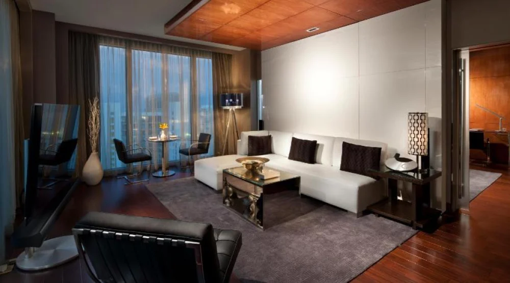 Warhol, One Bedroom Suite, One King, Corner Room at Hotel Beaux Arts Autograph Collection