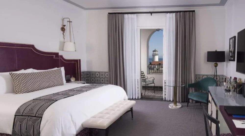 Accessible King Bed at Hotel Californian