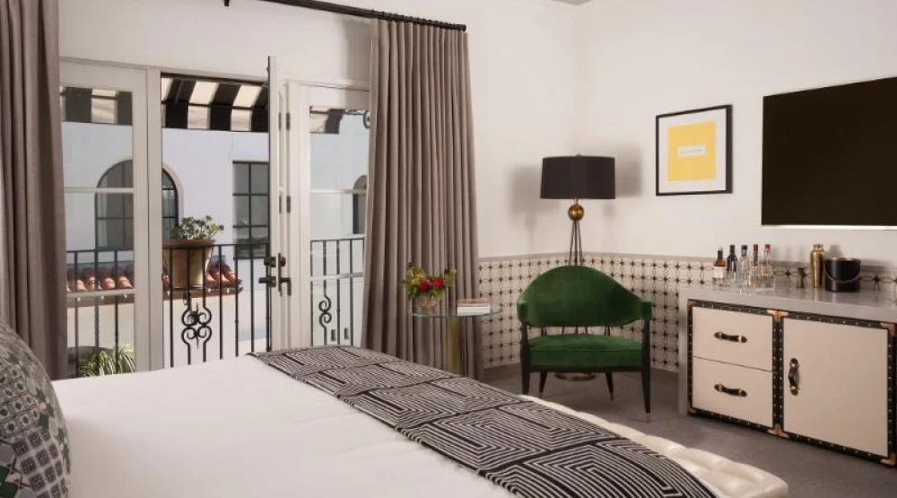 Standard King Room at Hotel Californian