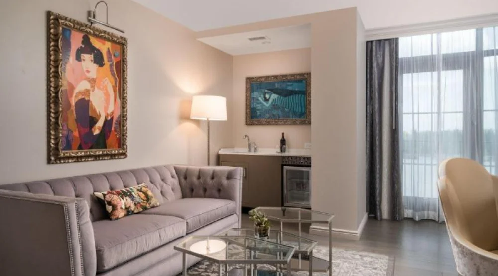 One Bedroom Studio Suite, One King, Sofa Bed, Corner Room at JW Marriott Savannah Plant Riverside District