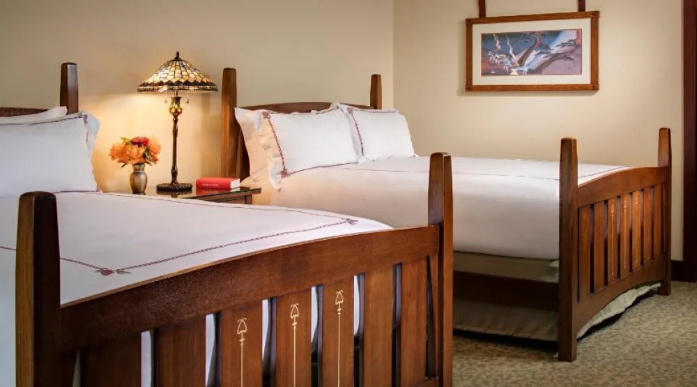 Signature Queens at Lodge At Torrey Pines