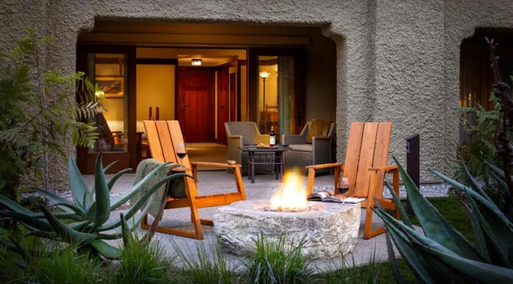 Reserve Firepit Queen at Lodge At Torrey Pines