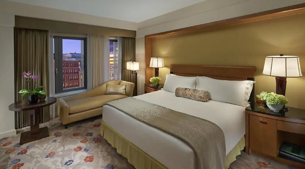 Residential King Suite at Mandarin Oriental Boston