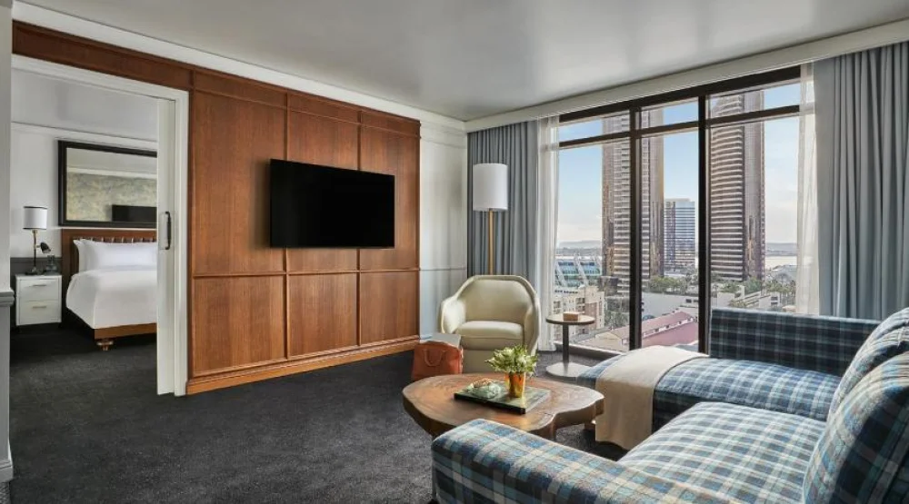 Deluxe One Bedroom Suite at Pendry San Diego