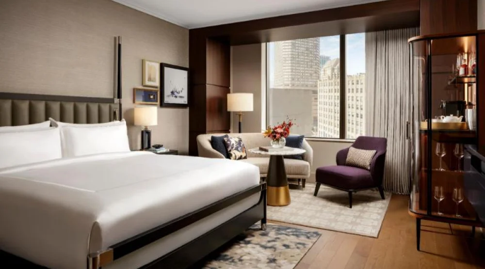 Premier King, Butler Service, Marble Bathroom with Rain Shower and Soaking Tub at Raffles Boston