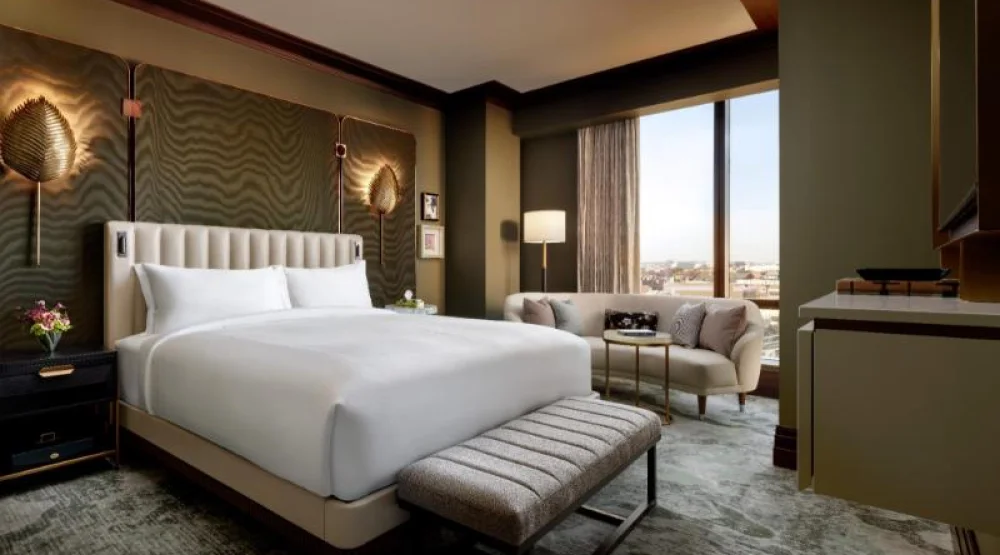 Emerald One Bedroom Suite One King at Raffles Boston