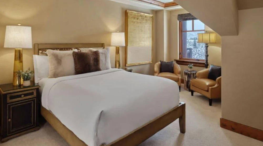 Valley View, Three Bedroom Penthouse Suite, Balcony, Fireplace at The Ritz-Carlton Bachelor Gulch