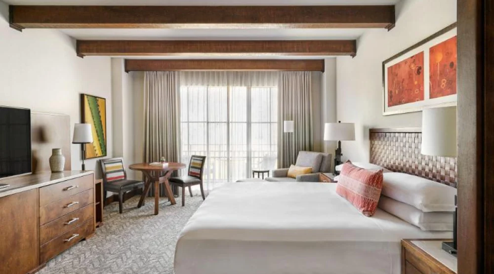 Resort Or Mountain View, Guest Room, One King, Balcony at The Ritz-Carlton Dove Mountain