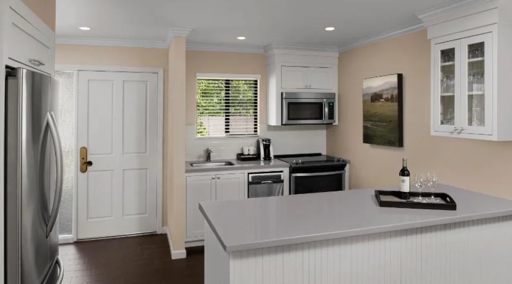 Classic Cottage Drive Golf View One Bedroom King Suite at Silverado Resort