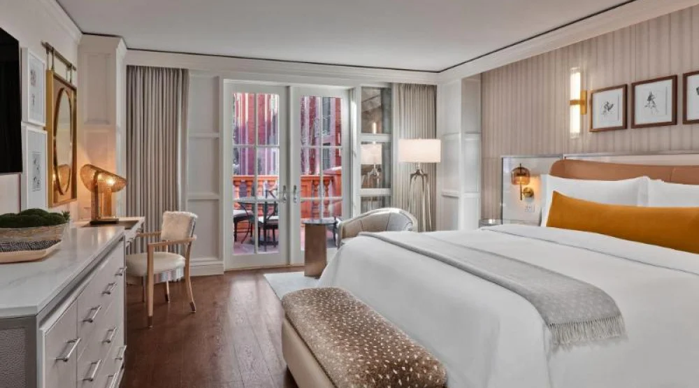 Grand Deluxe King Balcony, Guest Room, One King, Mountain View, Balcony at The St. Regis Aspen Resort