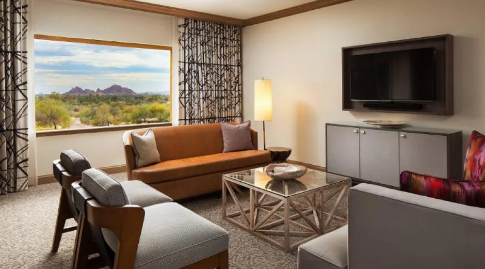 One Bedroom Suite, One King, Sofa Bed, High Floor at The Canyon Suites at The Phoenician Luxury Collection