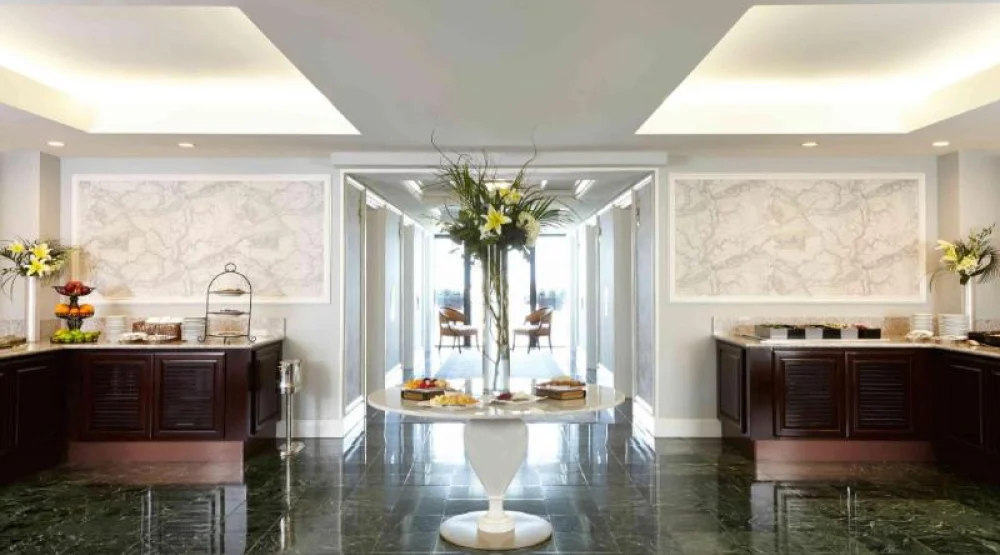 Club King Room with City View at The Charleston Place