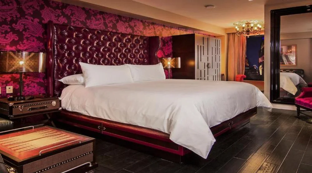 Classic Room with King Bed - Non-smoking at The Cromwell Hotel & Casino