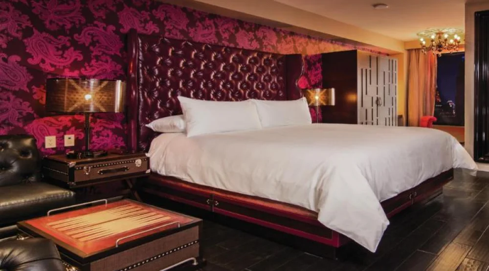 Luxury King Room - Non-smoking at The Cromwell Hotel & Casino